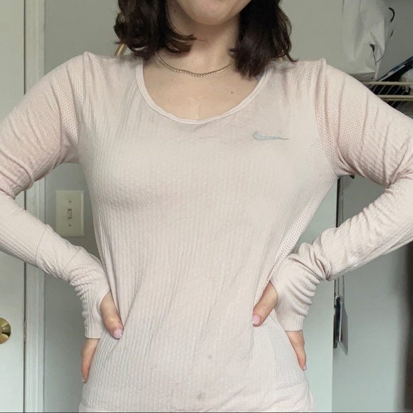 Nike pink long sleeve - Picture 2 of 2